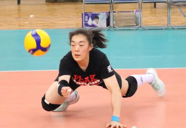 拉力赛赛场再起风云:粤西风暴队小胜河套烈马队,脚步移动更到位韧性比赛的样板(阿拉善沙漠汽车拉力赛) 拉力赛赛场再起风云:粤西风暴队小胜河套烈马队,脚步移动更到位韧性比赛的样板(阿拉善沙漠汽车拉力赛)