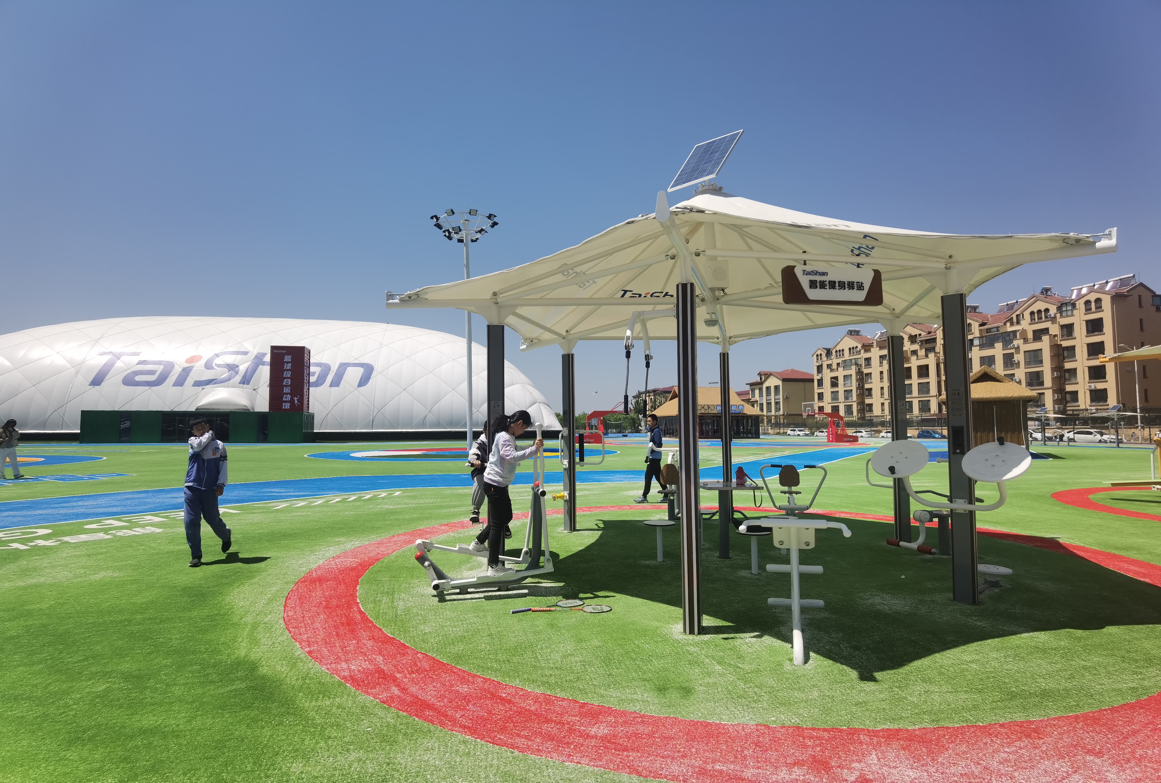 包含泰山雄鲨队读秒绝平燕山山猫队,网球友谊赛上演耐力碾压对手!逆风翻盘的范本的词条 包含泰山雄鲨队读秒绝平燕山山猫队,网球友谊赛上演耐力碾压对手!逆风翻盘的范本的词条